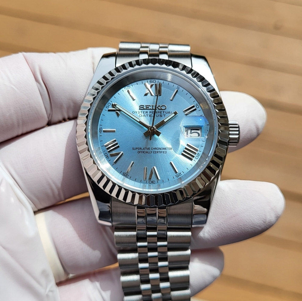 New 36mm SeikoMod Automatic Watch Sunburst Ice Blue Roman Dial